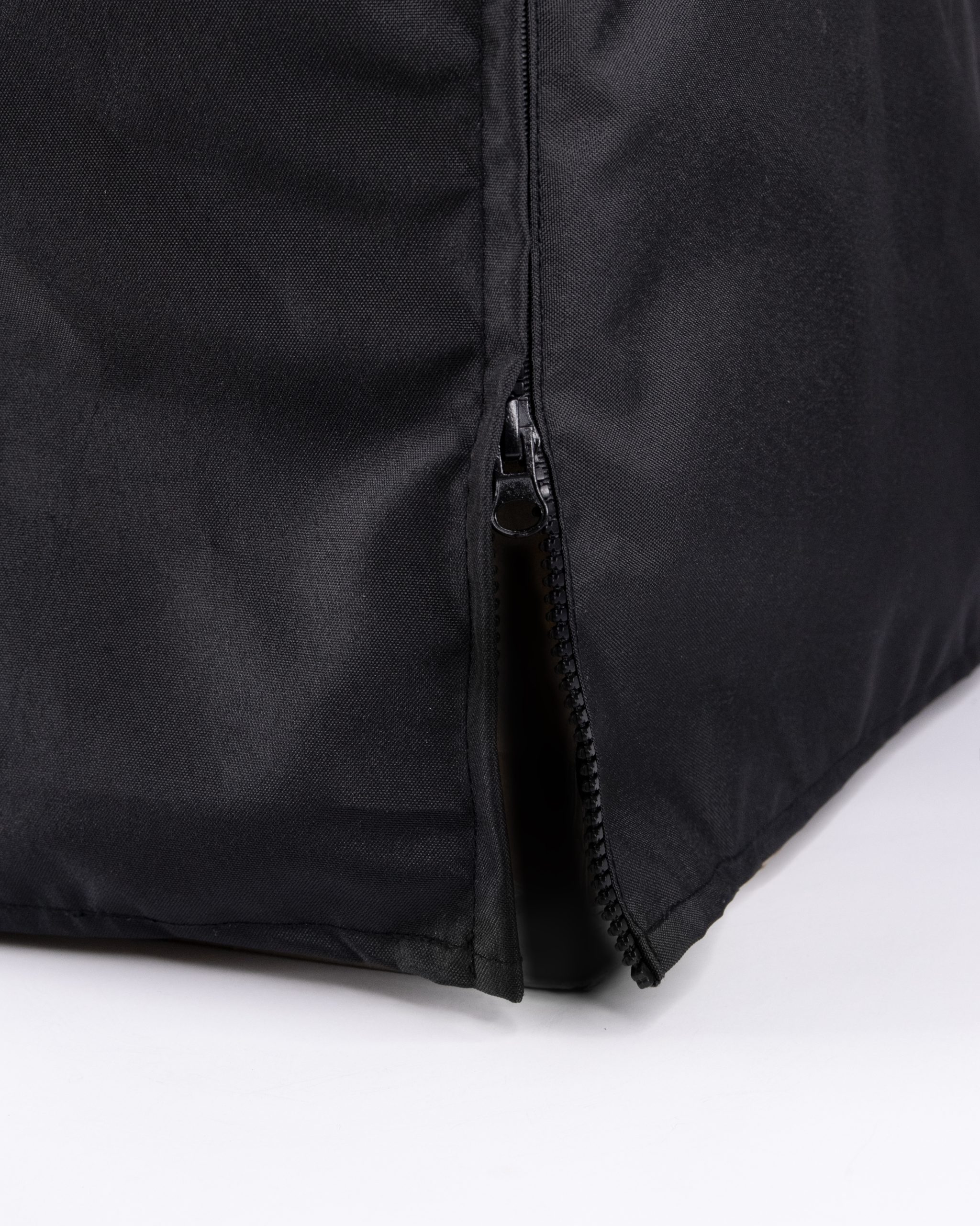ZIPPER Heavy-duty Zipper - Black Cover