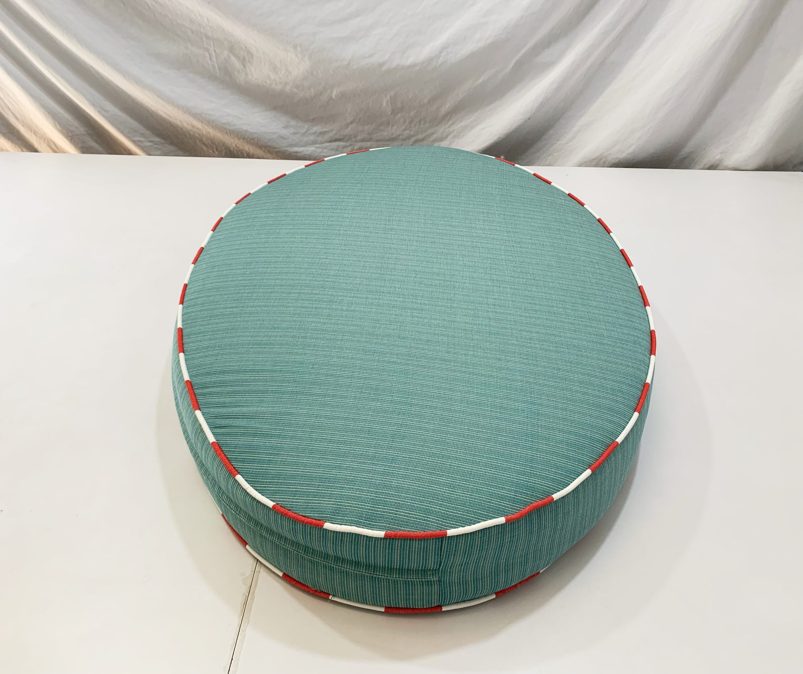 Spring Green Oval Daybed Cushion Cover