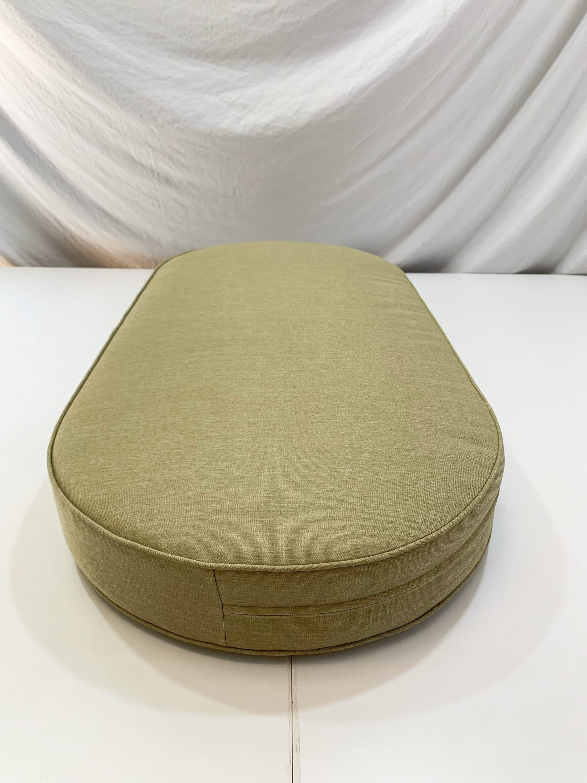 Warm Titanium Round-End Bench Cushion Cover